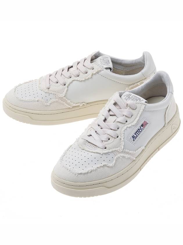 Medalist Low Top Sneakers Ivory - AUTRY - BALAAN 2