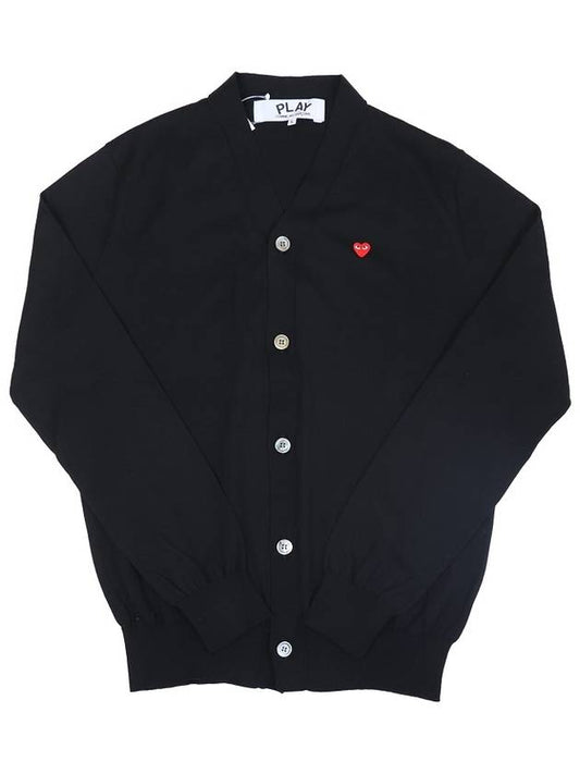 Play Men's Red Heart Wappen Cardigan Black - COMME DES GARCONS - BALAAN 2