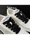 Women's Sneakers Calfskin Leather White CC Logo - CHANEL - BALAAN 3