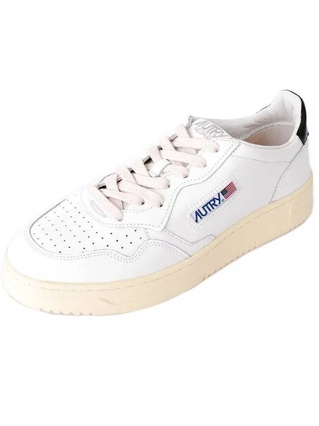 Medalist Black Tab Low Top Sneakers White - AUTRY - BALAAN 2