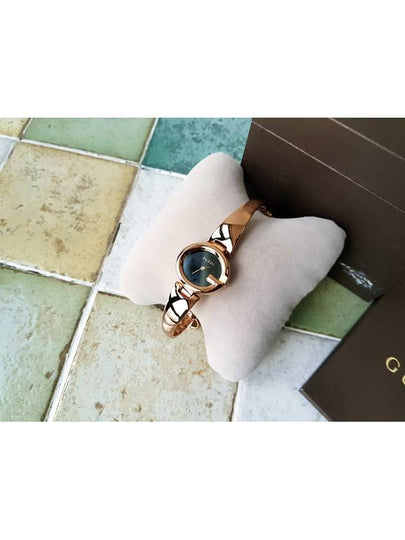 134 5 Bangle type women s watch - GUCCI - BALAAN 2