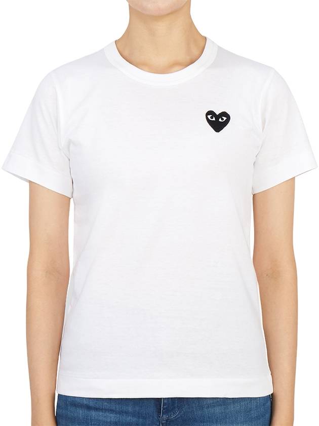 Women's Small Black Wappen Short Sleeve T-Shirt P1 T063 2 White - COMME DES GARCONS PLAY - BALAAN 2