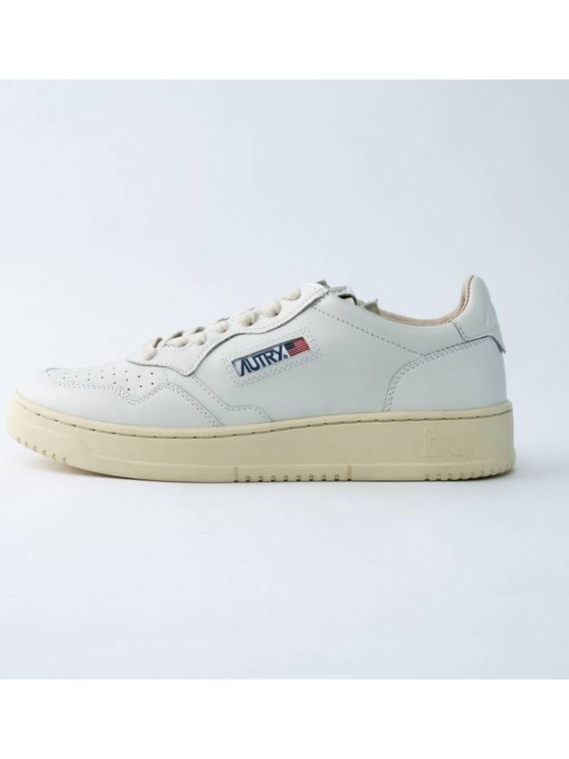 Medalist Low Top Sneakers White - AUTRY - BALAAN 5