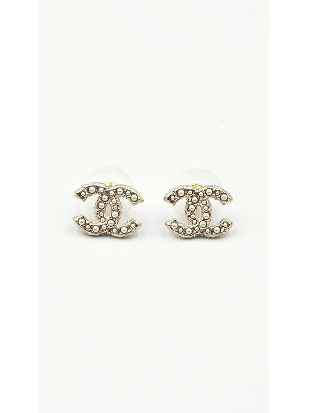 Women's CC Logo Pearl Pearl Earrings Gold - CHANEL - BALAAN 3