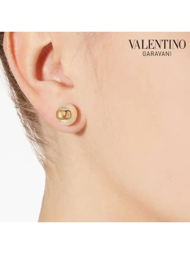 V Logo Pearl Earrings Gold - VALENTINO - BALAAN 8