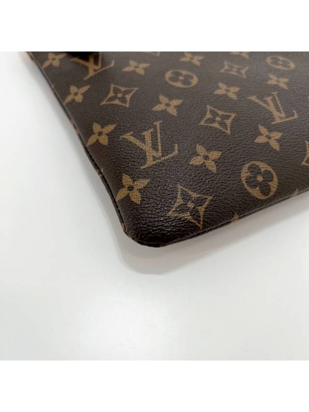 Daily monogram clutch bag - LOUIS VUITTON - BALAAN 7