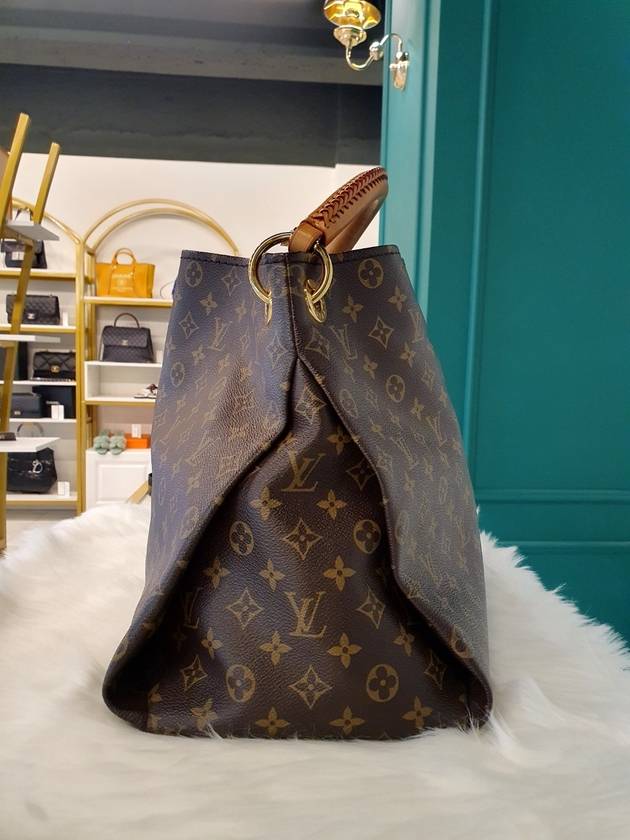 Women s Monogram Atchi MM M40249 Condition B - LOUIS VUITTON - BALAAN 12