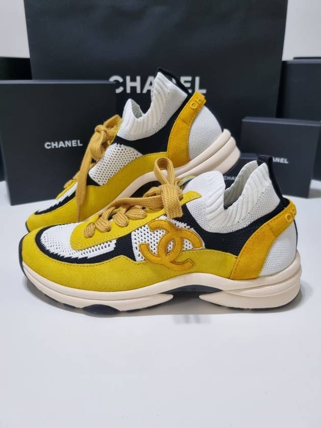 CC Logo Tennis Knit Suede Low Top Sneakers Yellow - CHANEL - BALAAN 2