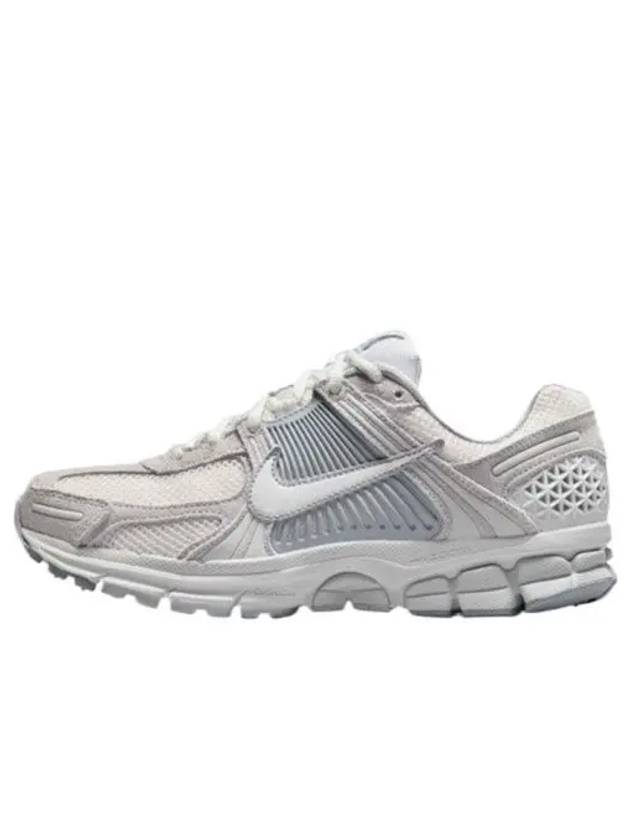 Zoom Vomero 5 Low Top Sneakers Pure Platinum - NIKE - BALAAN 2