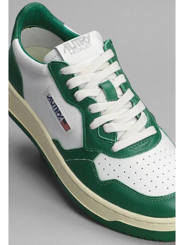 Men's Medalist Leather Low Top Sneakers Green - AUTRY - BALAAN 6