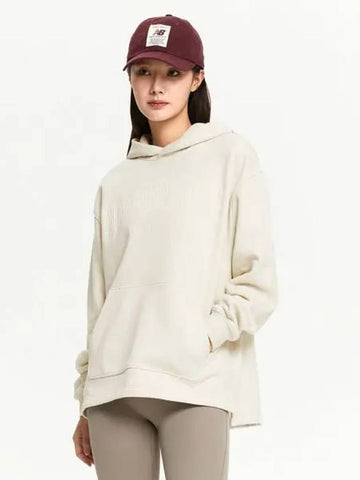 NBN0E4S082 WOMEN emboss lettering brushed hoodie IVORY - NEW BALANCE - BALAAN 1