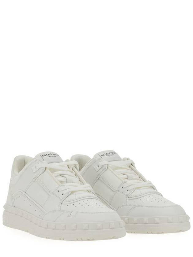 Freedots Calfskin Low Top Sneakers White - VALENTINO - BALAAN 3