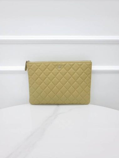 Classic Caviar Olive Medium Clutch A82545 31st - CHANEL - BALAAN 1