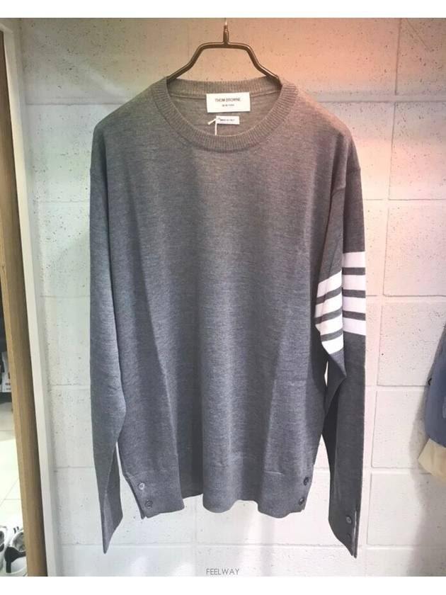 4 Bar Stripe Classic Wool Knit Top Grey - THOM BROWNE - BALAAN 2