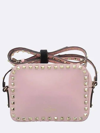 QW1B0809 Pink Leather Rockstud Small Camera Cross Bag - VALENTINO - BALAAN 2