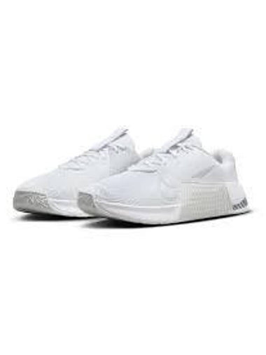 Metcon 9 Work Out Low Top Sneakers White Pure Platinum - NIKE - BALAAN 1