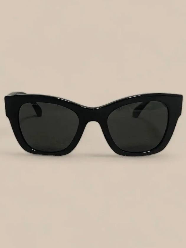 Eyewear Heart Logo Square Sunglasses Black - CHANEL - BALAAN 6