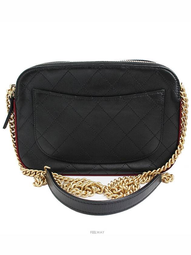 women cross bag - CHANEL - BALAAN 3