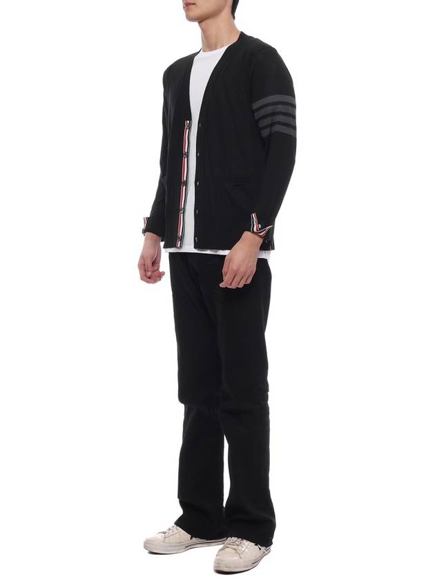 Men's Classic V-neck Merino Wool Cardigan Black - THOM BROWNE - BALAAN 5