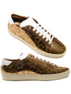 Star Patch Leather Low Top Sneakers Gold - SAINT LAURENT - BALAAN 2