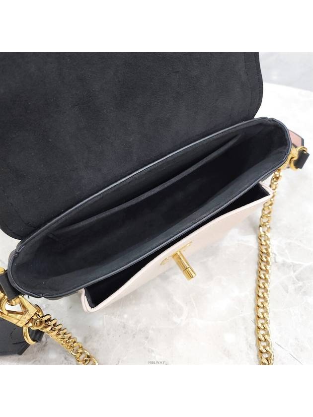 Lux You Lock Me Tender Chain Shoulder Bag M58557 - LOUIS VUITTON - BALAAN 6