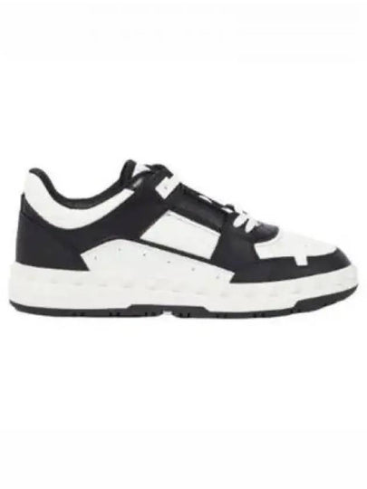 Freedots Calfskin Low Top Sneakers Black - VALENTINO - BALAAN 2