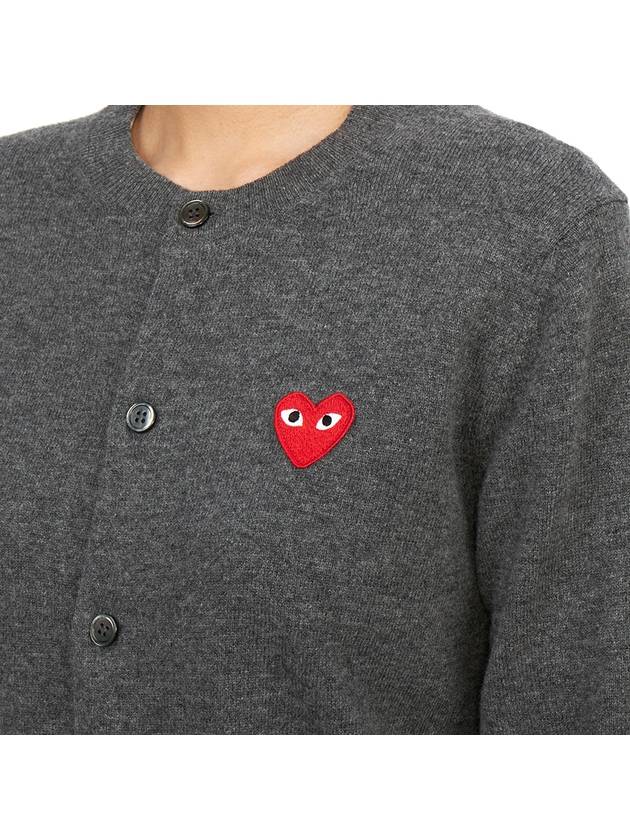 Red wappen wool round neck cardigan charcoal - COMME DES GARCONS PLAY - BALAAN 8