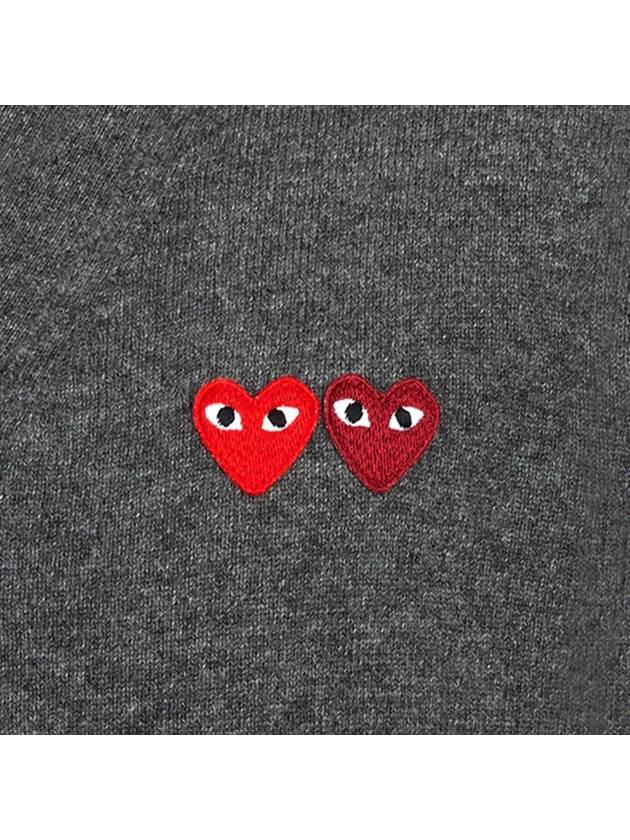 double red wappen V neck cardigan AX N058 051 3 - COMME DES GARCONS - BALAAN 4