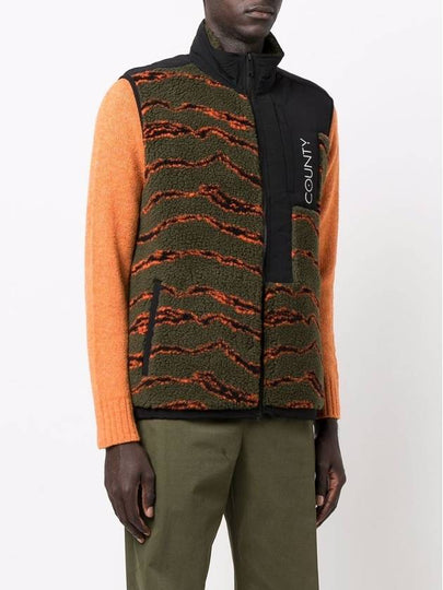 County of Milan camouflage print pile zipup gilet - MARCELO BURLON - BALAAN 2