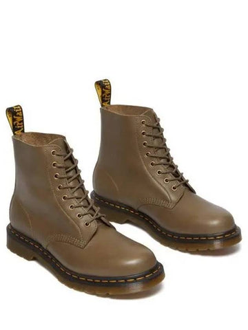 Dr Martens 1460 8 Hole Pascal Carrara Olive 31004352 - DR. MARTENS - BALAAN 1