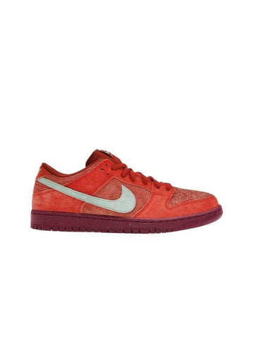 Dunk Low SB Low Top Sneakers Mystic Red Rosewood - NIKE - BALAAN 1