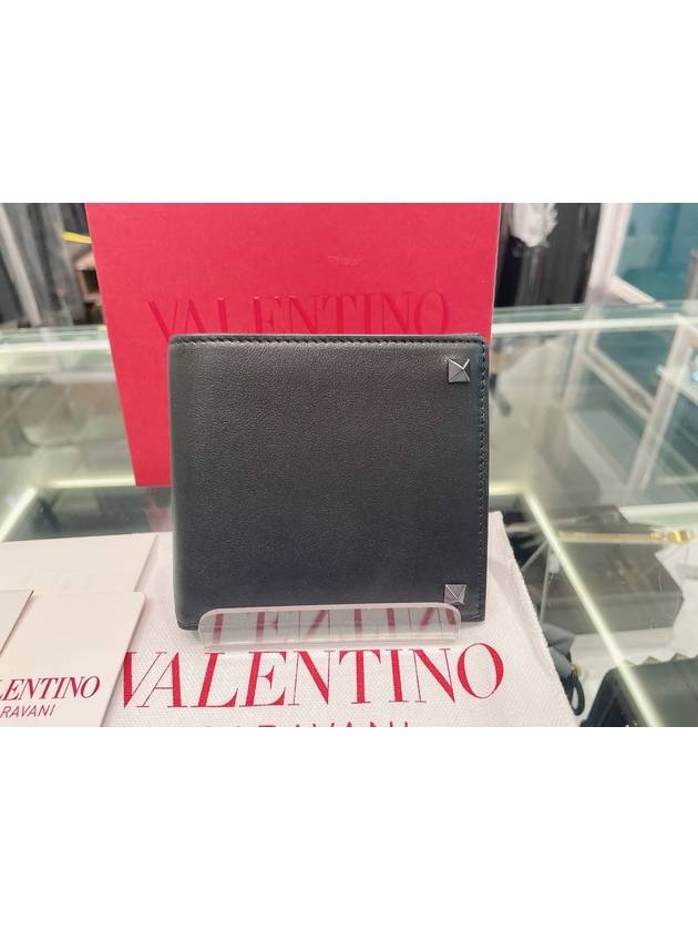 Rockstud Bicycle Wallet Black - VALENTINO - BALAAN.