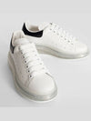 Oversized Clear Sole Low Top Sneakers Black White - ALEXANDER MCQUEEN - BALAAN 6