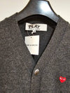 Comme des Gar ons Men s Mini Red Heart Wappen Cardigan AZ N080 051 2 - COMME DES GARCONS PLAY - BALAAN 4