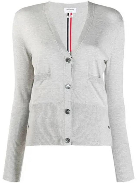 Silk Cotton Blend Relaxed V-Neck Cardigan Light Grey - THOM BROWNE - BALAAN 2