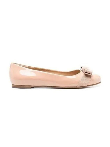 Ferragamo Women s Barina Ballerina Flats Beige 753657 - SALVATORE FERRAGAMO - BALAAN 1