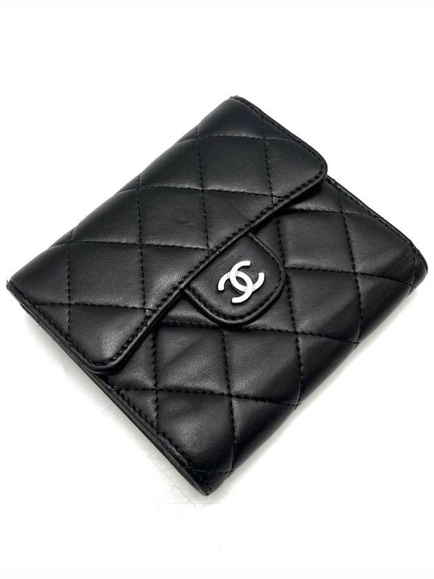 Lambskin silver flap bi fold wallet - CHANEL - BALAAN 7