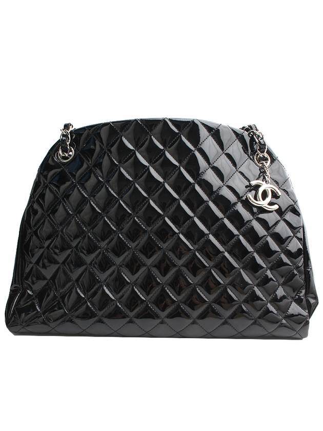 Black patent mademoiselle bowling bag - CHANEL - BALAAN 1