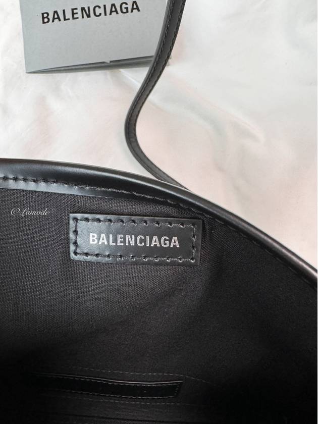 Cabas XS Tote Bag Black - BALENCIAGA - BALAAN 5