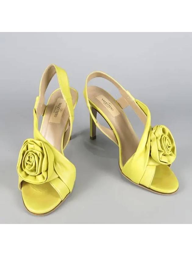 Smith Market Yellow Shoes Women s - VALENTINO - BALAAN 2