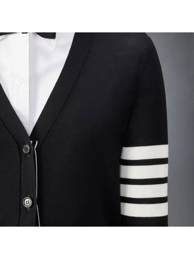 4 Bar Relaxed Fit Fine Merino Wool Cardigan Black - THOM BROWNE - BALAAN 7