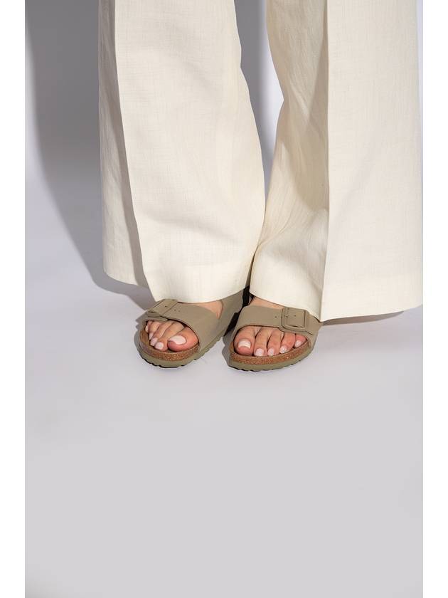 Arizona Big Buckle Slippers Beige - BIRKENSTOCK - BALAAN 3