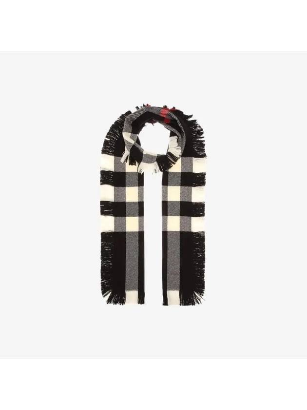 Fringe Check Wool Scarf Black - BURBERRY - BALAAN 4