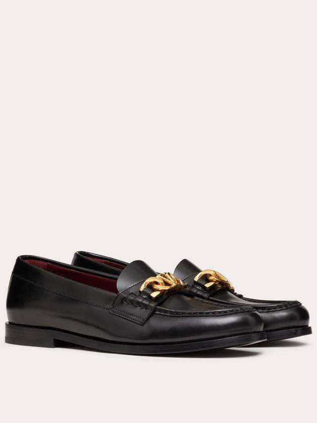 V Logo Chain Leather Loafers Black - VALENTINO - BALAAN 2