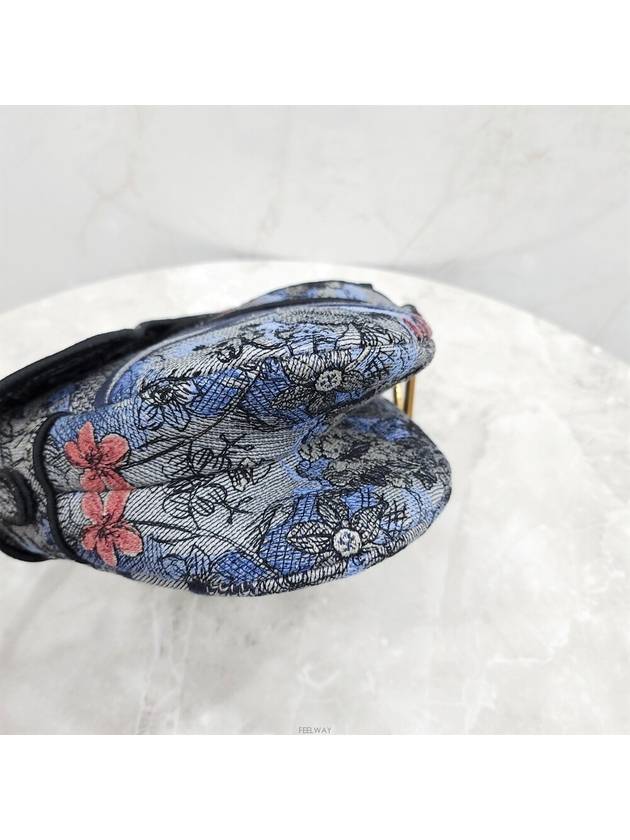 Lux You New Product Denim Multicolor Embroidered Saddle Bag M0446CRZI M49E - DIOR - BALAAN 4