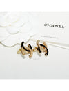 CC Logo Vintage Gold Black Metal Earrings ABC944 B16086 NW195 - CHANEL - BALAAN 3