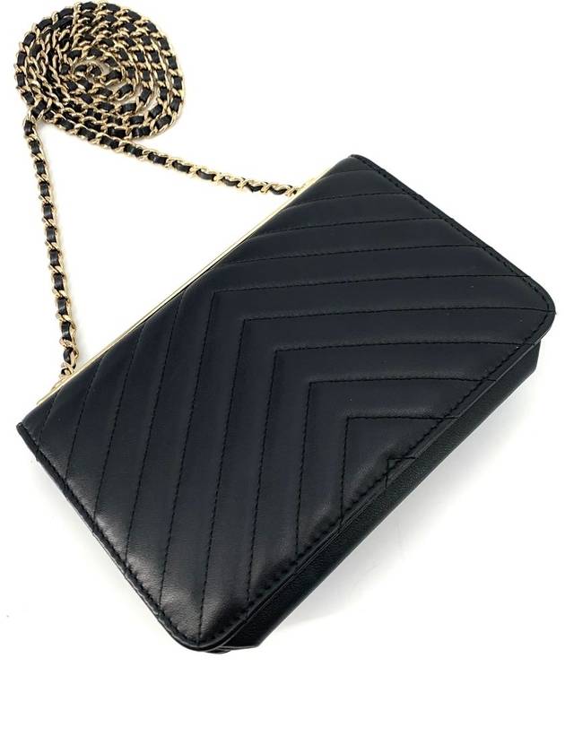 Lambskin Chevron Trendy CC WOC - CHANEL - BALAAN 3