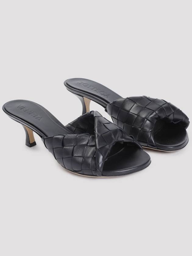 24 F W Bottega Veneta Leather Sandals 796464V2ED01000 B0651175835 - BOTTEGA VENETA - BALAAN 4