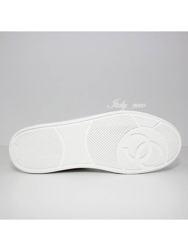 Sneakers Calfskin White - CHANEL - BALAAN 11