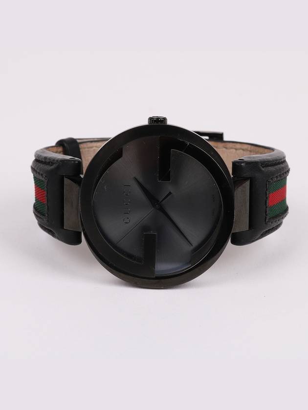 Black G frame three stripes leather watch 133 2 - GUCCI - BALAAN 4